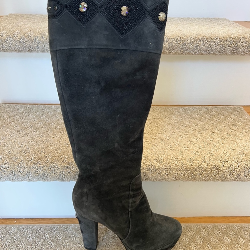 Chic Black Knee-High Boots with Embellishments